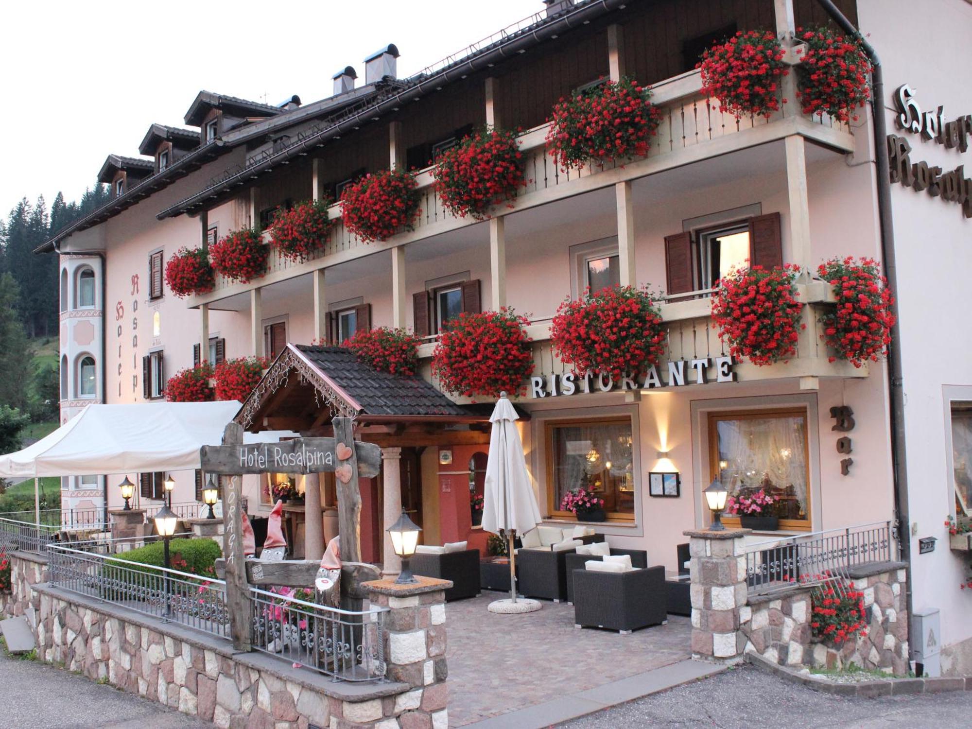 Hotel Rosalpina Сорага Екстериор снимка