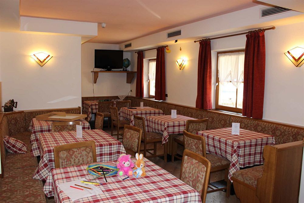 Hotel Rosalpina Сорага Екстериор снимка